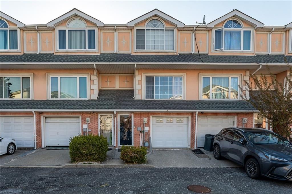 Photo of 69 Alex Circle, Staten Island, NY 10305 (MLS # 500560)