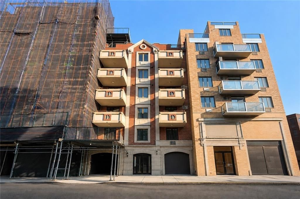 Photo of 3368 Shore Parkway #3B, Brooklyn, NY 11235 (MLS # 501252)