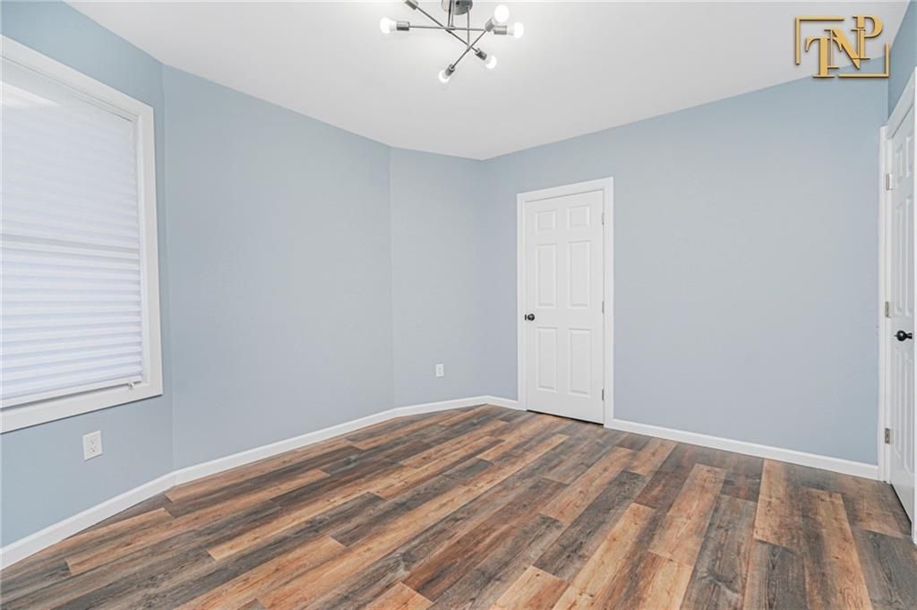 Photo of 471 Heberton Avenue, Staten Island, NY 10302 (MLS # 496749)