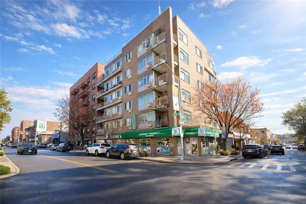 Photo of 8106 Baxter Avenue #2B, Elmhurst, NY 11373 (MLS # 499009)