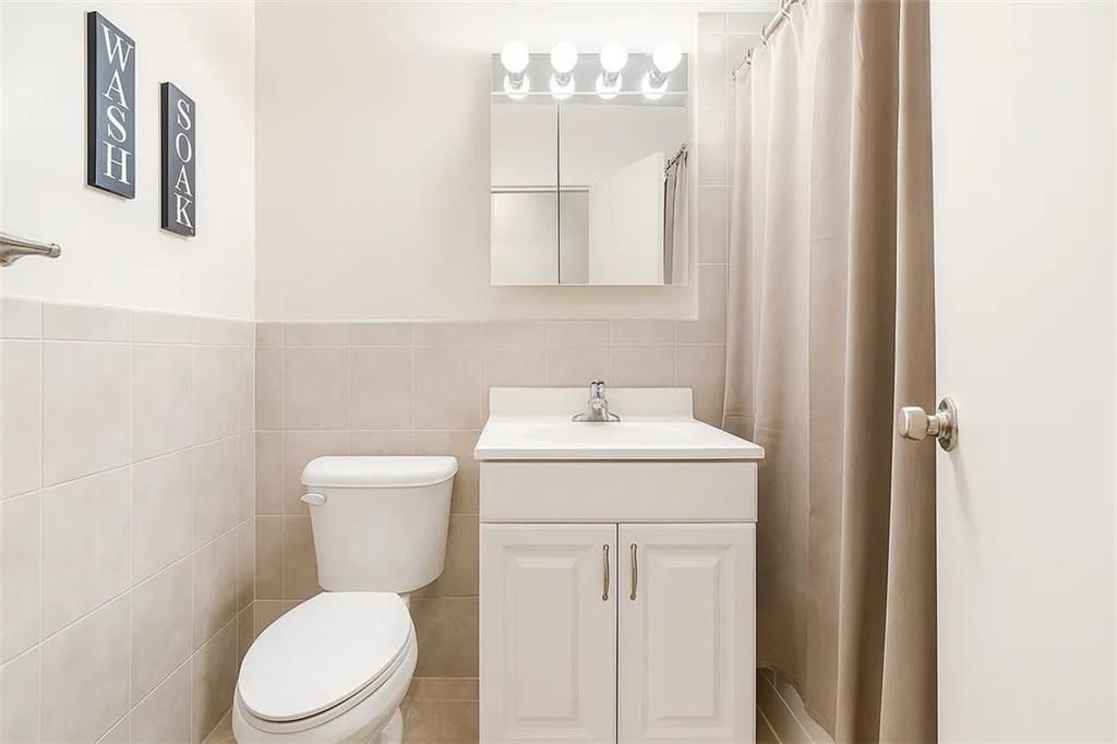 Photo of 2750 Johnson Avenue #7J, Bronx, NY 10463 (MLS # 498623)