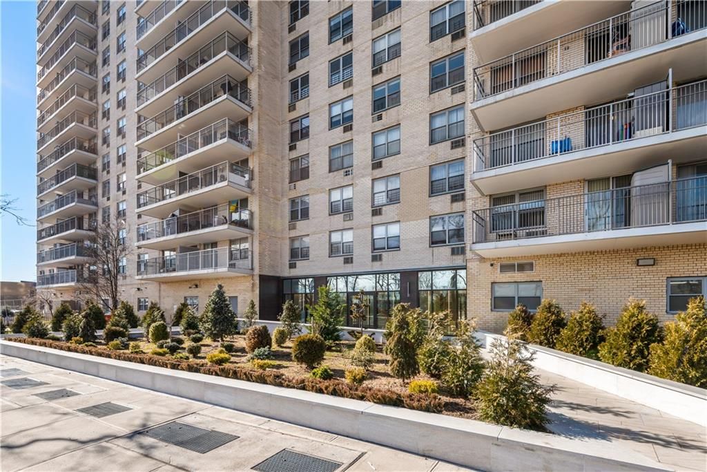 Photo of 501 Surf Avenue #13S, Brooklyn, NY 11224 (MLS # 500368)