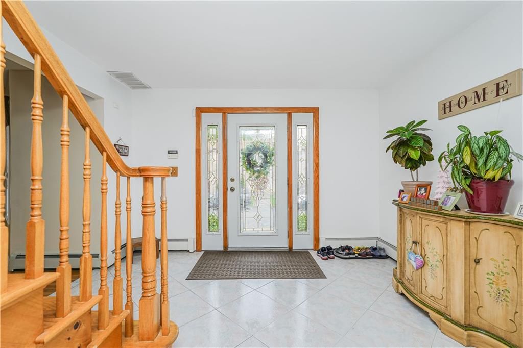 Photo of 9 Prague Court, Staten Island, NY 10309 (MLS # 501387)