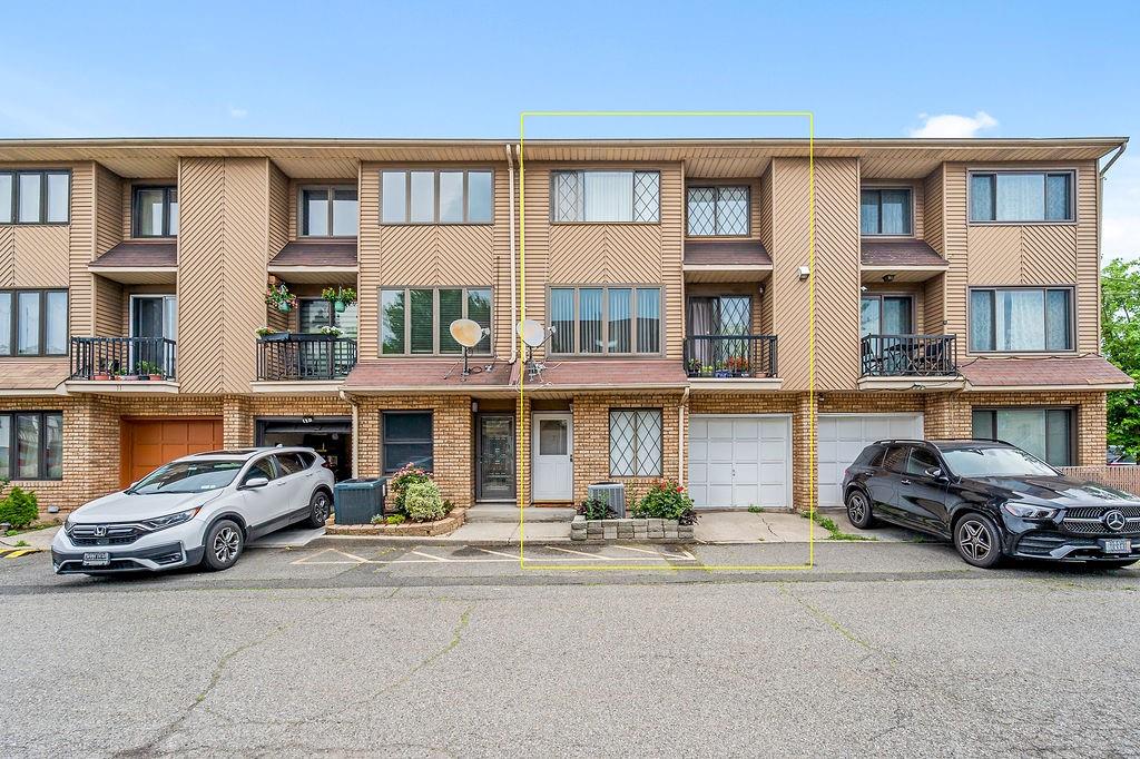 Photo of 7 Andrea Court, Staten Island, NY 10312 (MLS # 502505)