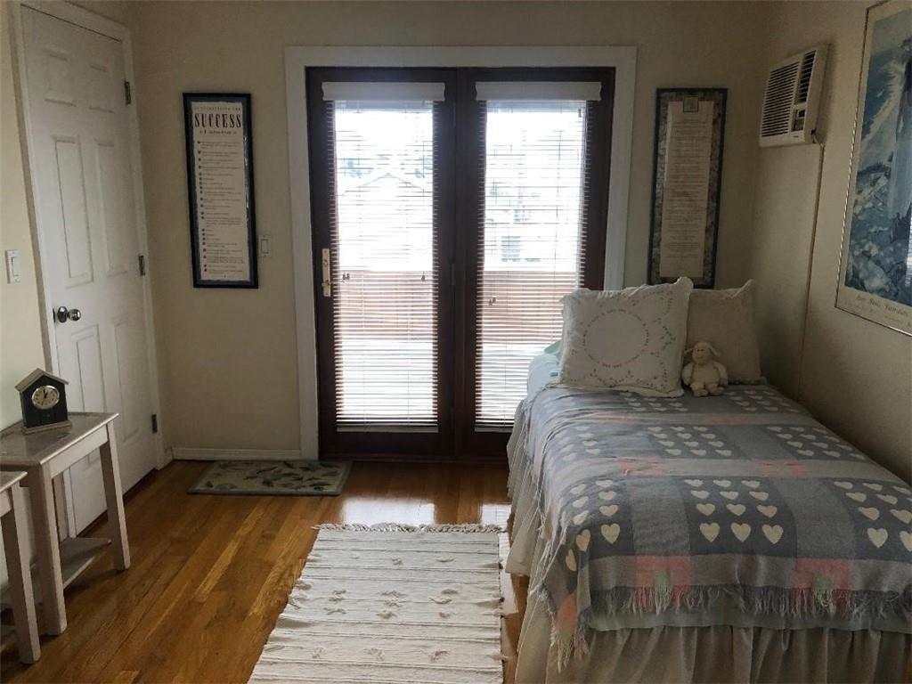 Photo of 175 Beach 127 Street, Brooklyn, NY 11694 (MLS # 504990)