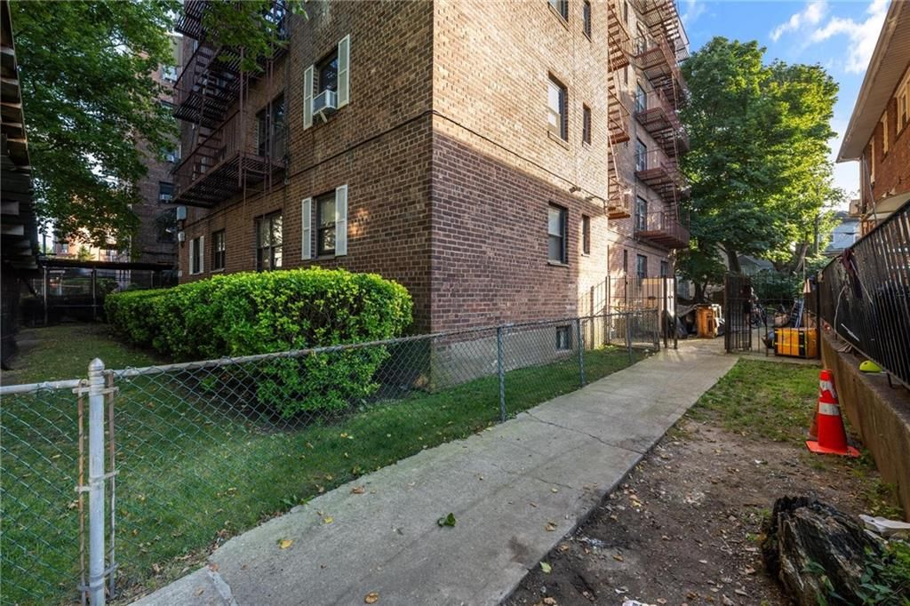 Photo of 1478 28th Street #4N, Brooklyn, NY 11210 (MLS # 484968)