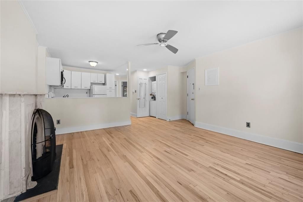 Photo of 113 Carroll Street #1, Brooklyn, NY 11231 (MLS # 501870)