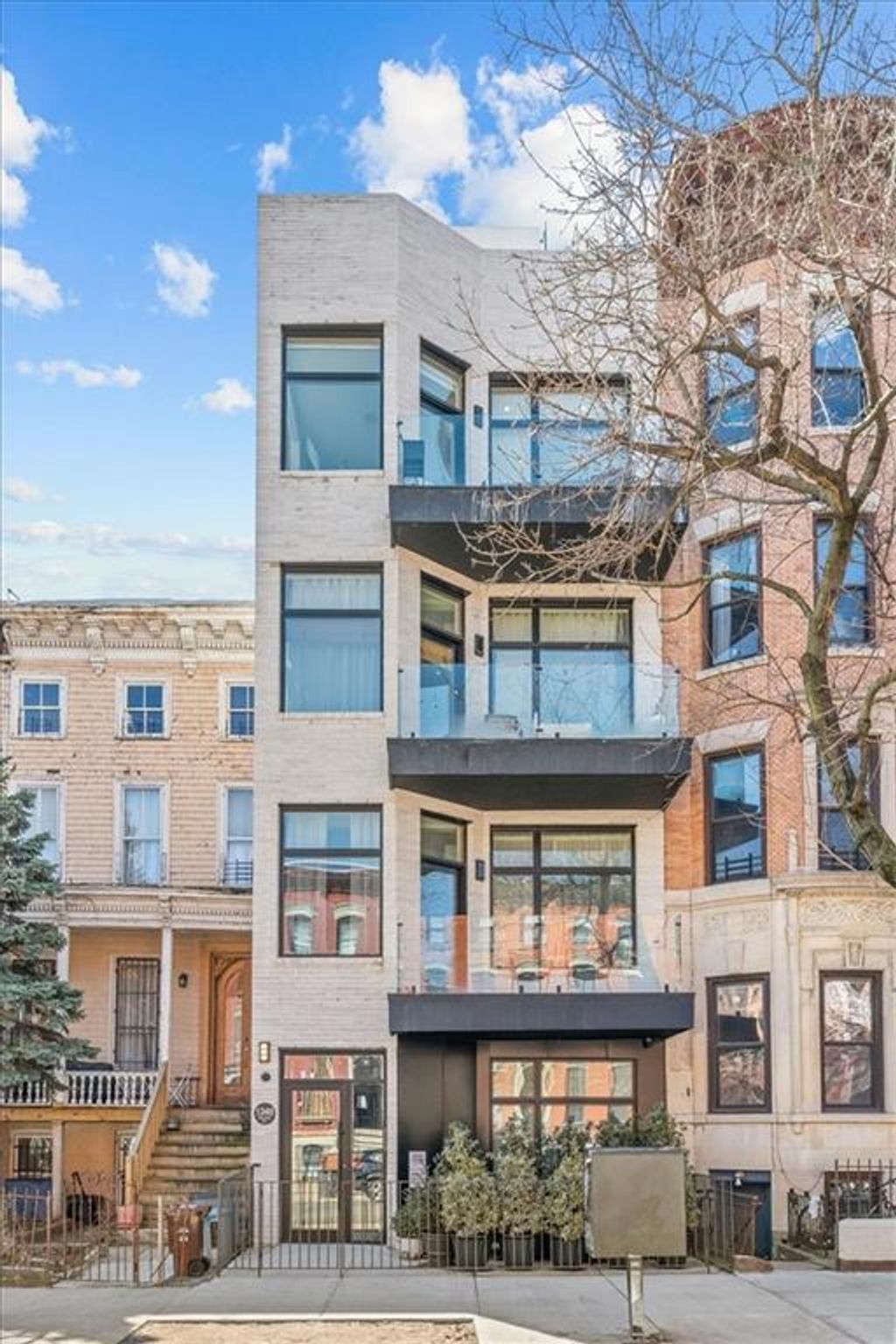 Photo of 1346 Pacific Street #1A, Brooklyn, NY 11216 (MLS # 500025)