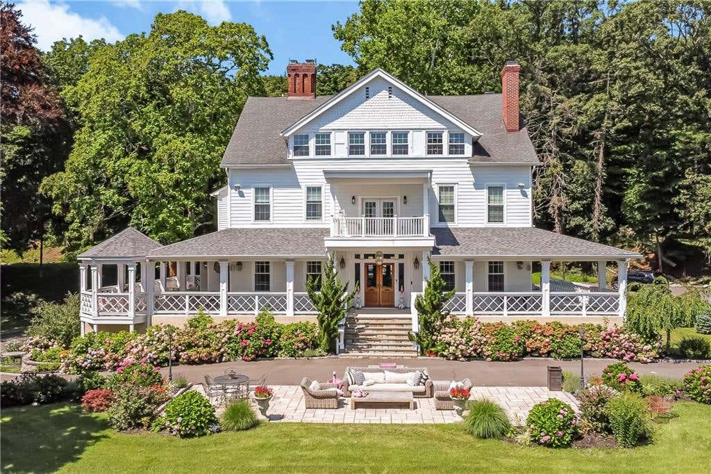 Photo of 314 Mill Hill Road, Nassau County, NY 11765 (MLS # 502651)