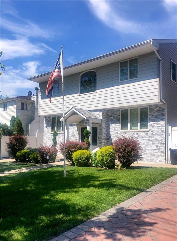 Photo of 98 Wilder Avenue, Staten Island, NY 10306 (MLS # 503467)