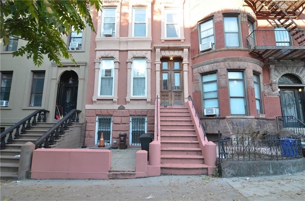 Photo of 819 Union Street, Brooklyn, NY 11215 (MLS # 496667)