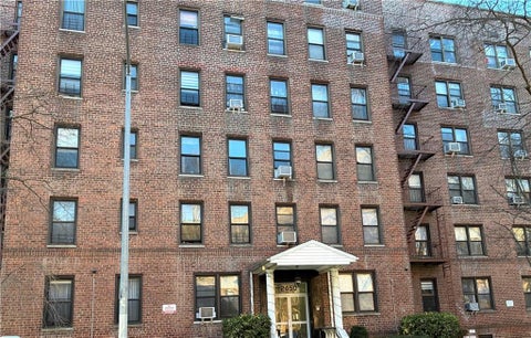 Homes For Sale - 2450 Haring Street #3J<br/> Brooklyn, NY 11235