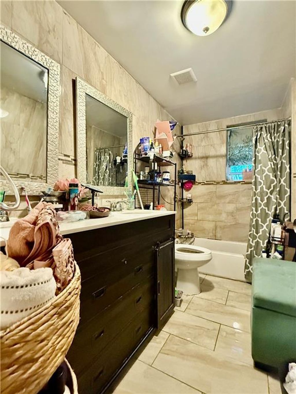 Photo of 2074 Turnbull Avenue, Bronx, NY 10473 (MLS # 499542)