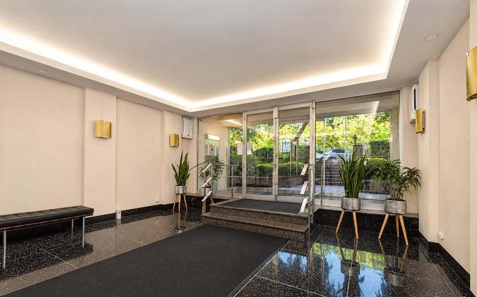 Photo of 9411 Shore Road #3J, Brooklyn, NY 11209 (MLS # 504740)