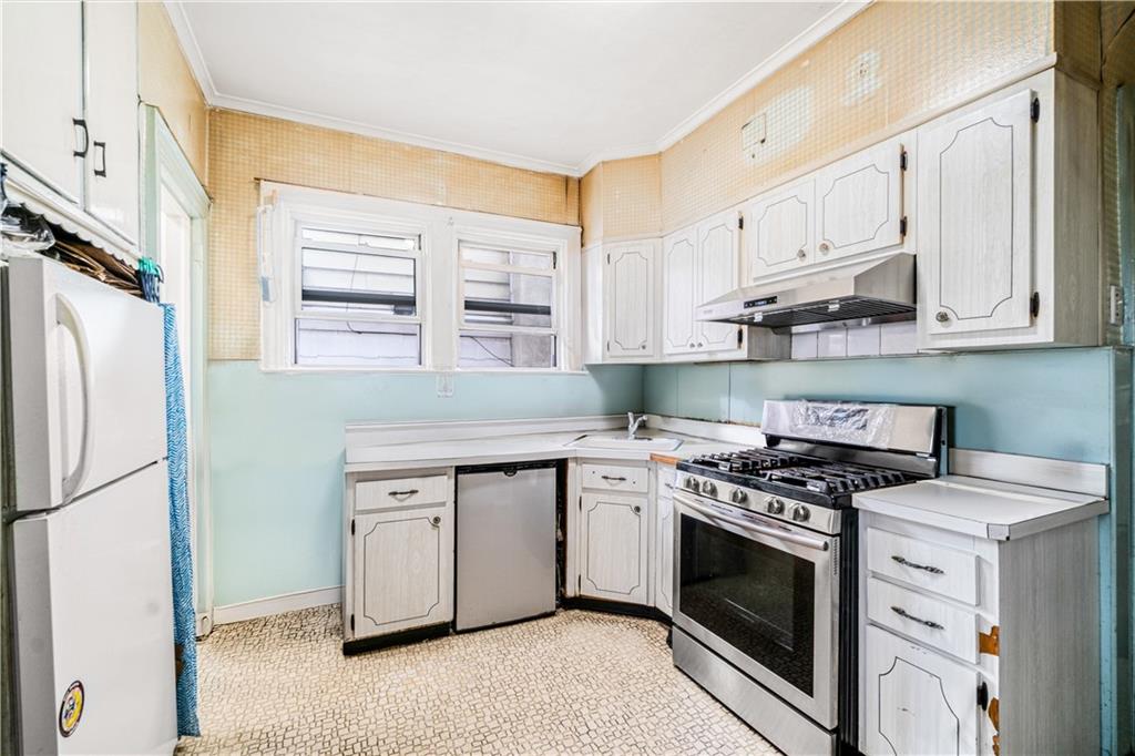 1642 22nd Street, Brooklyn, New York image 5