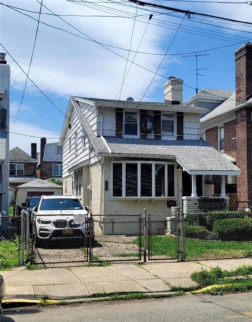 Photo of 1668 Hendrickson Street, Brooklyn, NY 11234 (MLS # 493710)