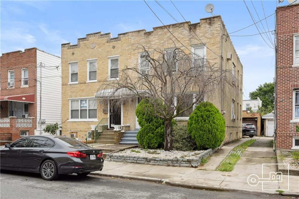 Photo of 1627 32nd Street, Brooklyn, NY 11234 (MLS # 500464)