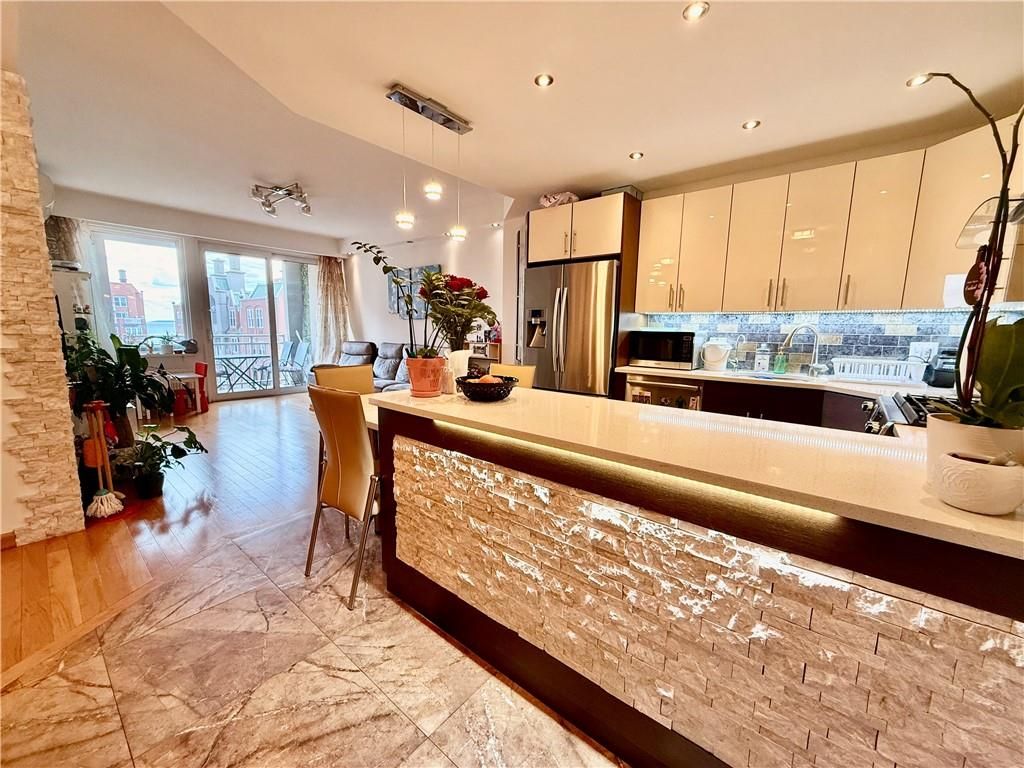 Photo of 45 Oceana Drive #7C, Brooklyn, NY 11235 (MLS # 496187)