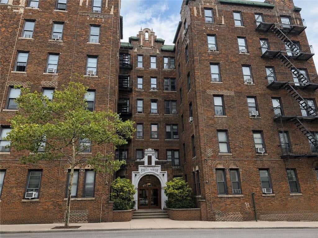 Photo of 7501 Ridge Boulevard #1C, Brooklyn, NY 11209 (MLS # 503487)