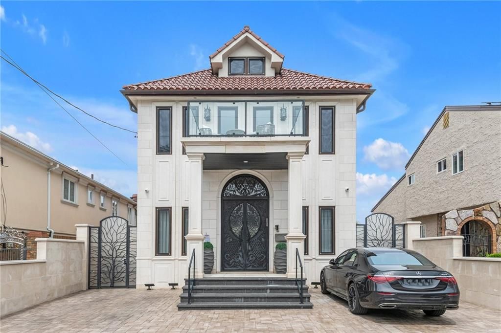 Photo of 360 Whitman Drive, Brooklyn, NY 11234 (MLS # 501041)