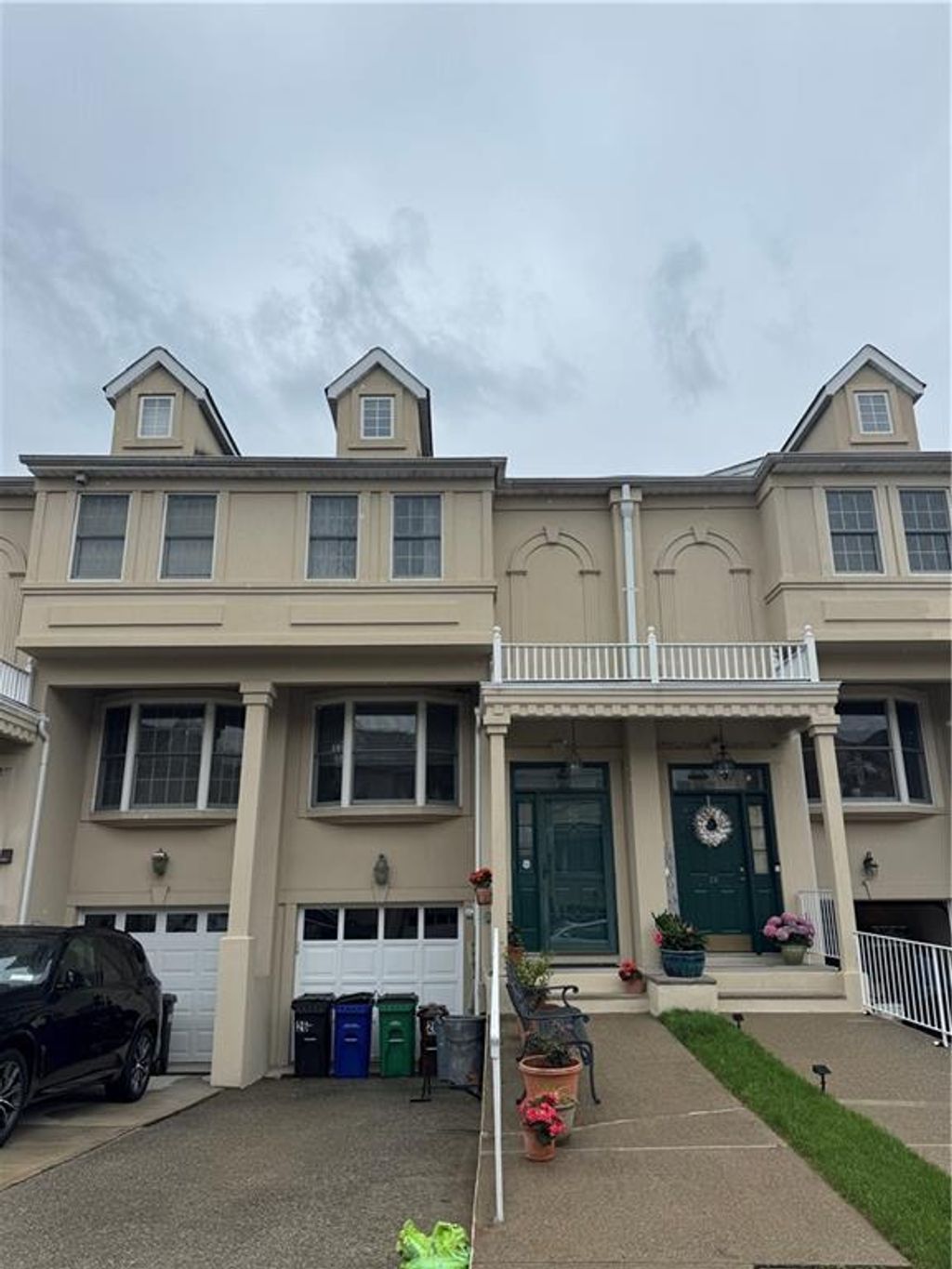 Photo of 26 Cobblers Lane, Staten Island, NY 10304 (MLS # 501658)