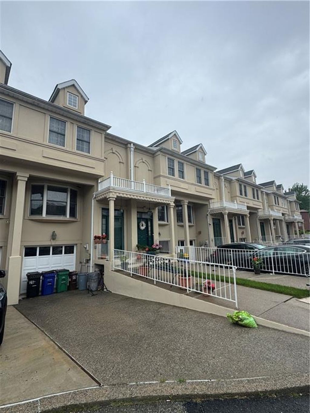 Photo of 26 Cobblers Lane, Staten Island, NY 10304 (MLS # 501658)