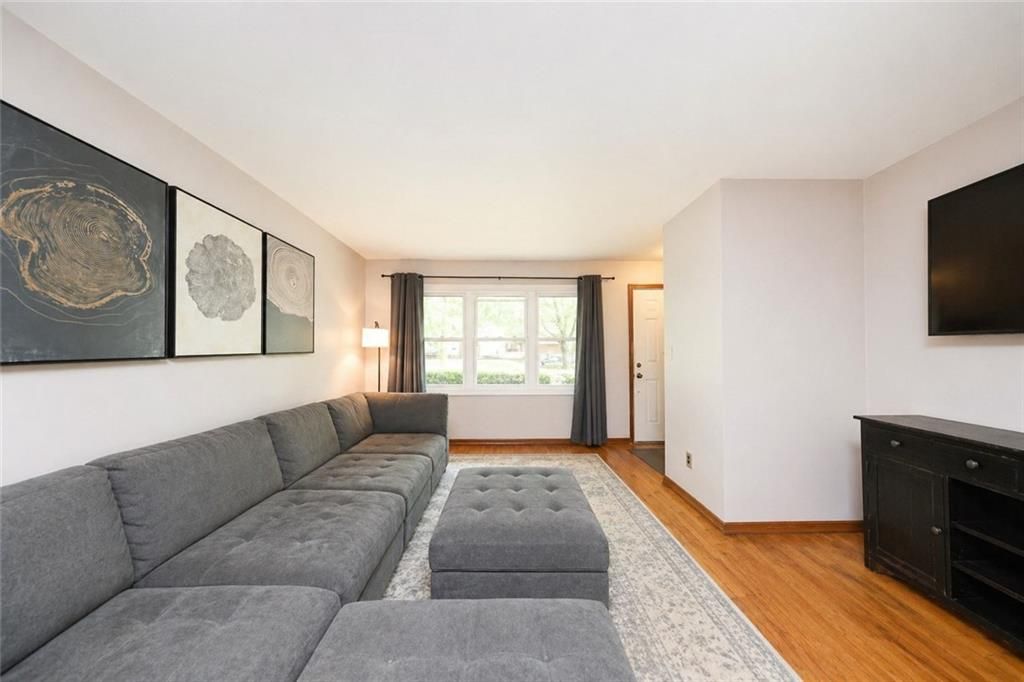 Photo of 71 Sturges Street, Staten Island, NY 10314 (MLS # 501064)
