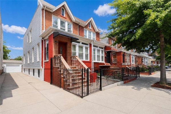 240 E 56TH ST, BROOKLYN, NY 11203 - Image a8b11bab2ccf57bdc1ec1942e55e1489/1973586623