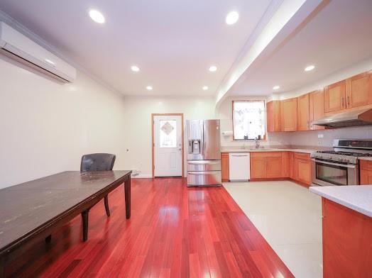 299 Bay 13th Street, Brooklyn, New York image 9