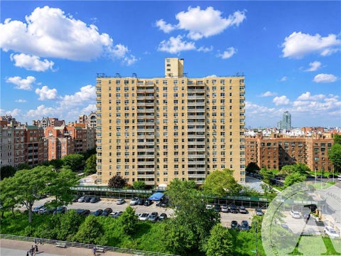 Homes For Sale - 1311 Brightwater Avenue #3B<br/> Kings County, Brooklyn, NY 11235