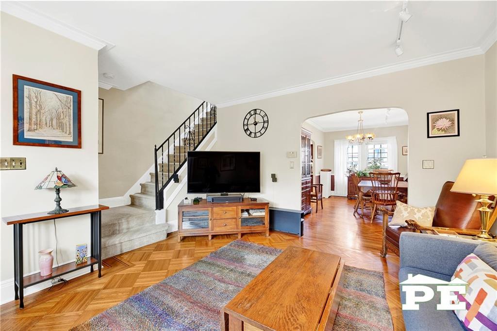 1827 31st Street, Brooklyn, New York image 2
