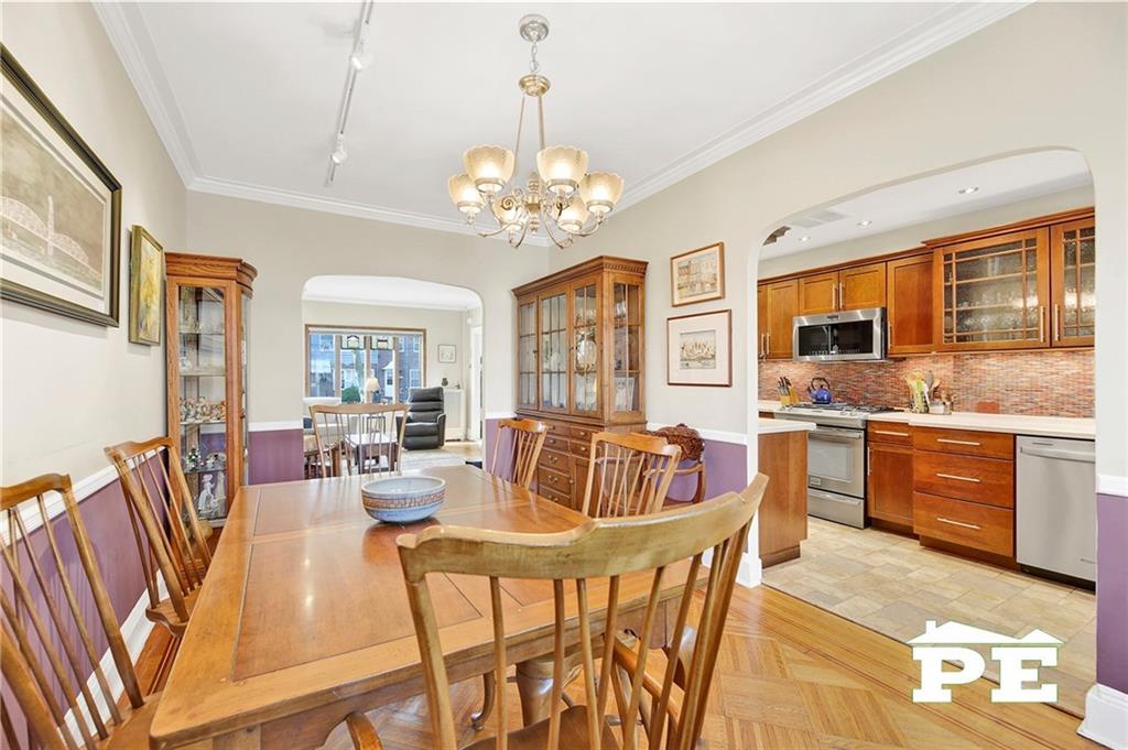 1827 31st Street, Brooklyn, New York image 7