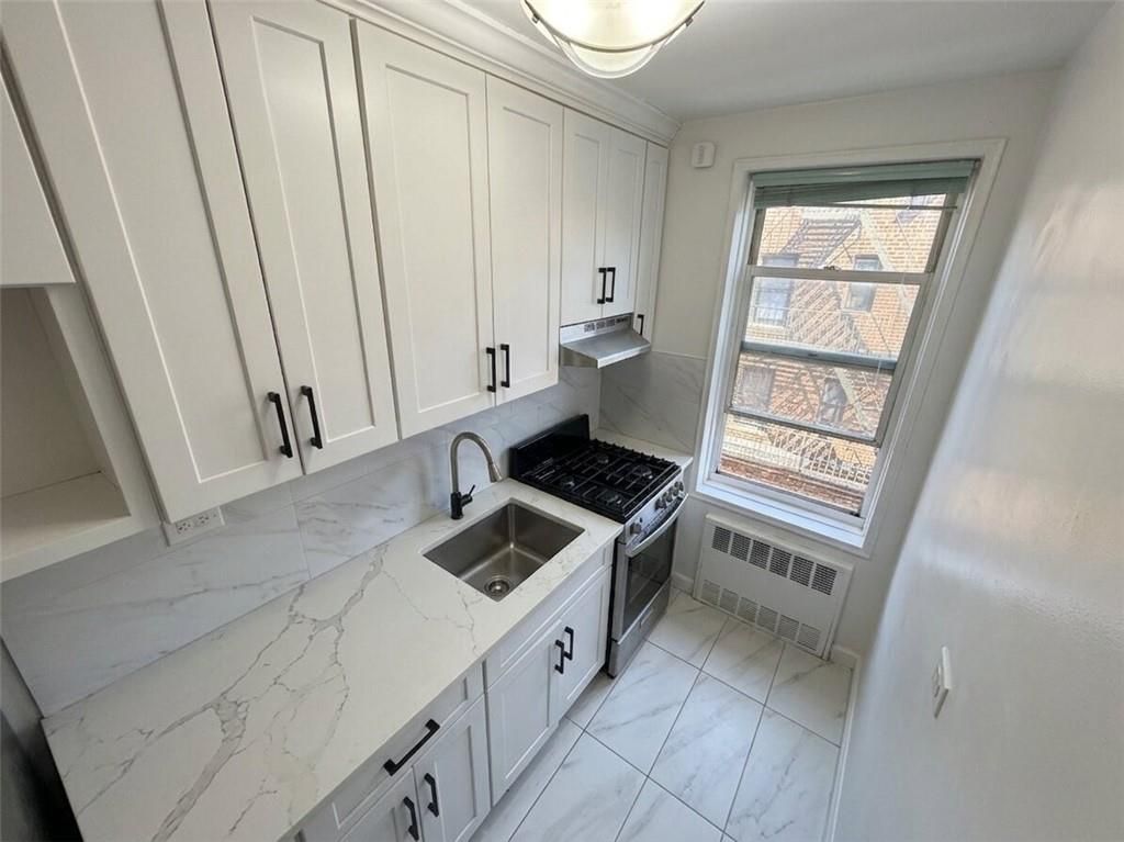 Photo of 2727 Ocean Parkway #F5, Brooklyn, NY 11235 (MLS # 501310)