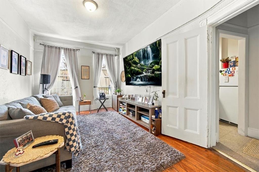 Photo of 125 Shepherd Avenue, Brooklyn, NY 11208 (MLS # 505238)