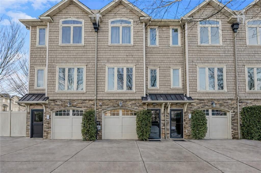 Photo of 182 Roman Avenue, Staten Island, NY 10314 (MLS # 498803)