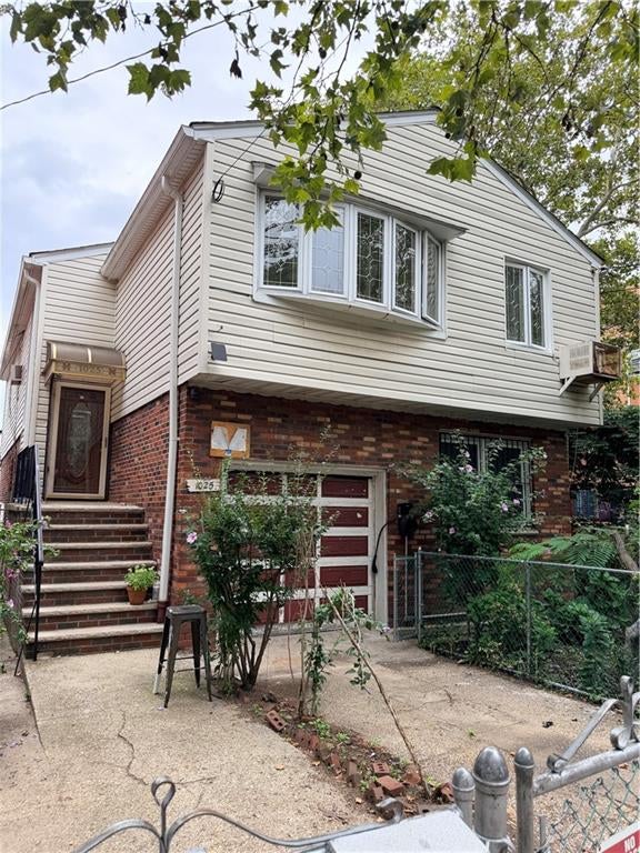 Photo of 1025 103th Street, Brooklyn, NY 11236 (MLS # 504265)