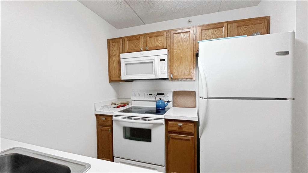 79-14 Rockaway Beach Boulevard #6F, Rockaway Beach, New York image 5
