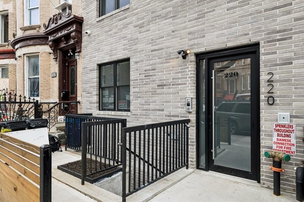 Photo of 220 Schaefer Street #3B, Brooklyn, NY 11207 (MLS # 500680)