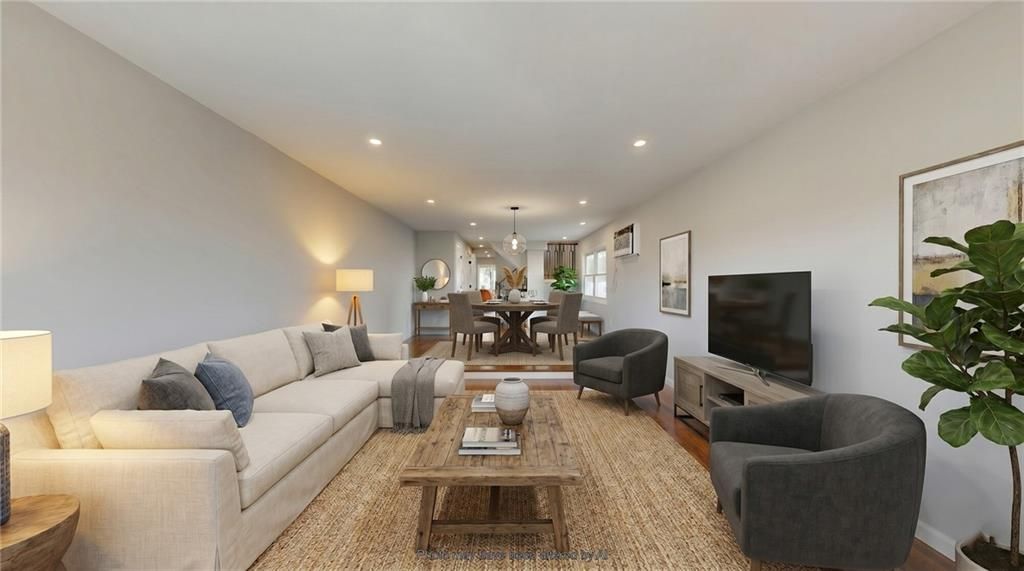 Photo of 8 Thayer Place, Staten Island, NY 10306 (MLS # 500666)