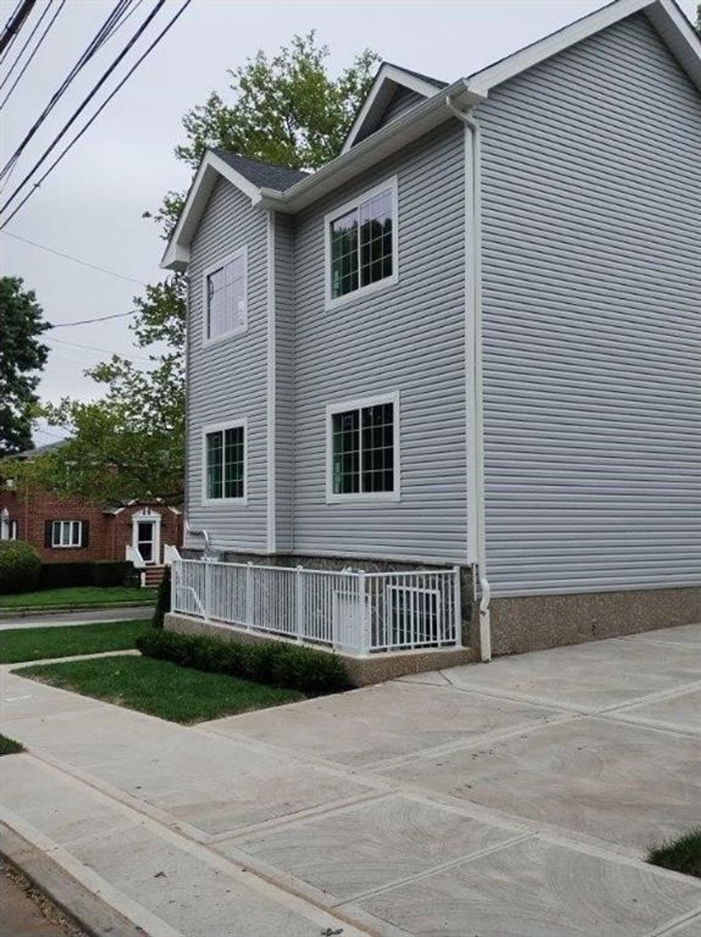 Photo of 6 Ludwig Street, Staten Island, NY 10310 (MLS # 496484)