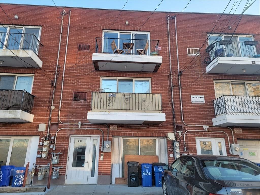 Photo of 204 Beach 102nd Street, Rockaway Park, NY 11694 (MLS # 498589)