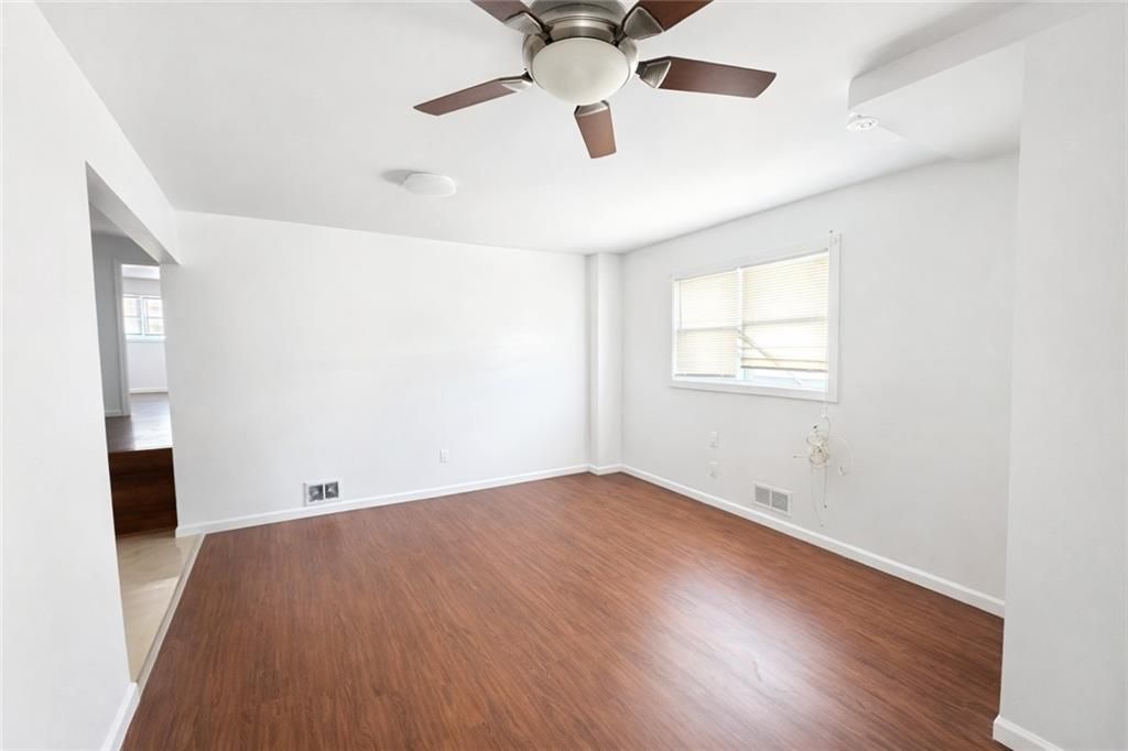 Photo of 17 Alexander Avenue, Staten Island, NY 10312 (MLS # 499959)