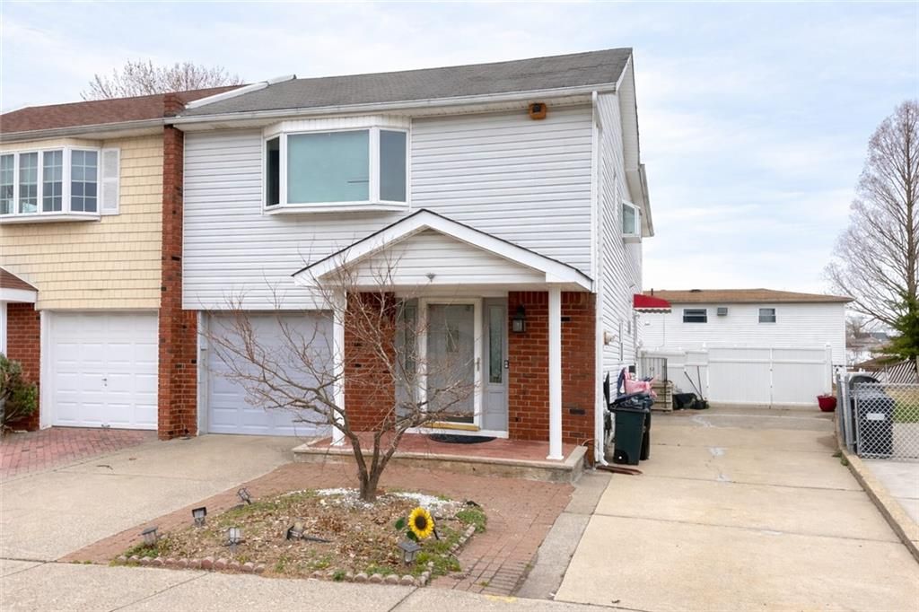 Photo of 17 Alexander Avenue, Staten Island, NY 10312 (MLS # 499959)