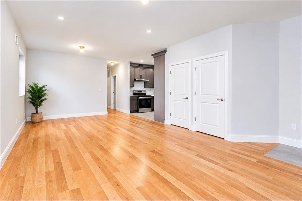 Photo of 22 Hope Avenue #2F, Brooklyn, NY 10305 (MLS # 504894)
