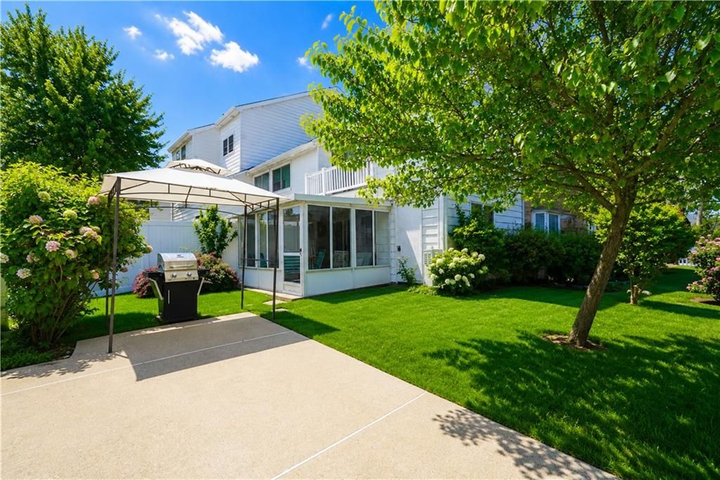 Photo of 20 Kyle Court, Staten Island, NY 10312 (MLS # 501695)