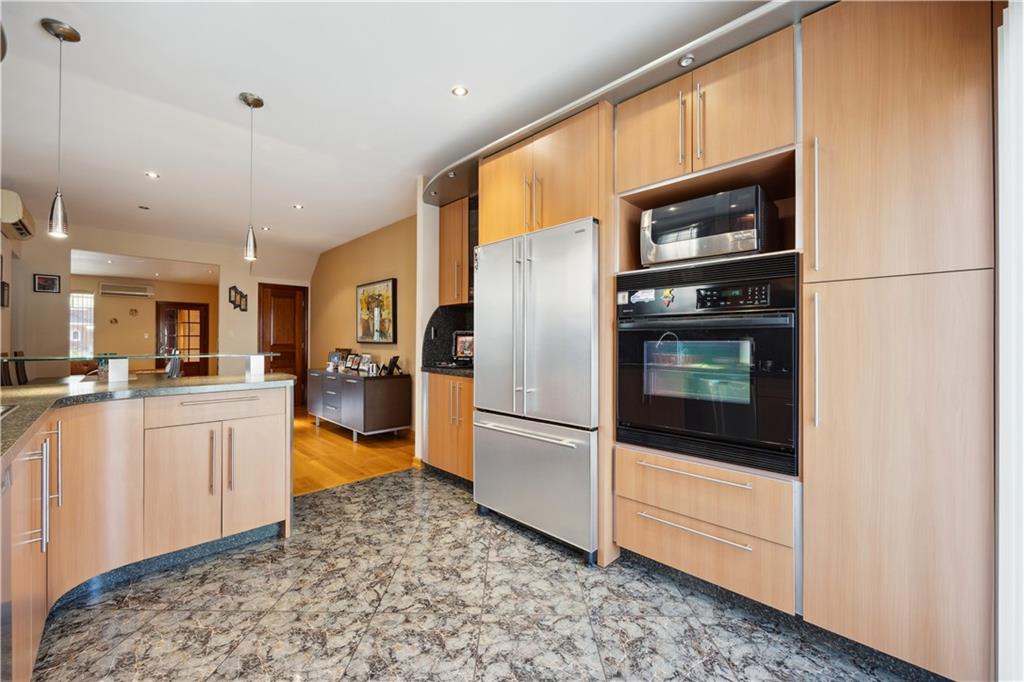 2213 26th Street, Brooklyn, New York image 11