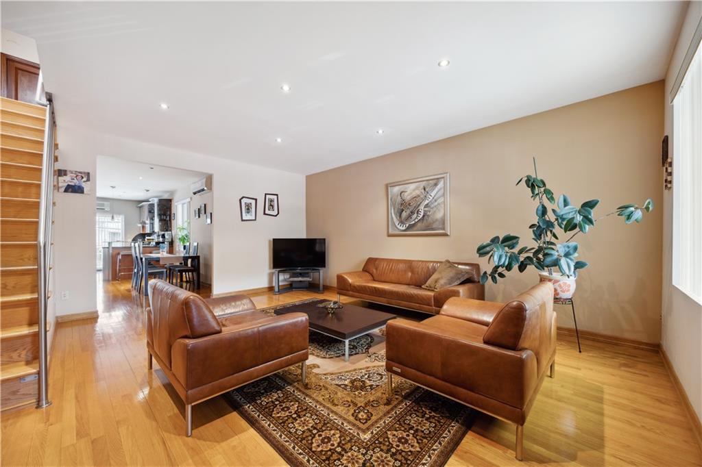 2213 26th Street, Brooklyn, New York image 5