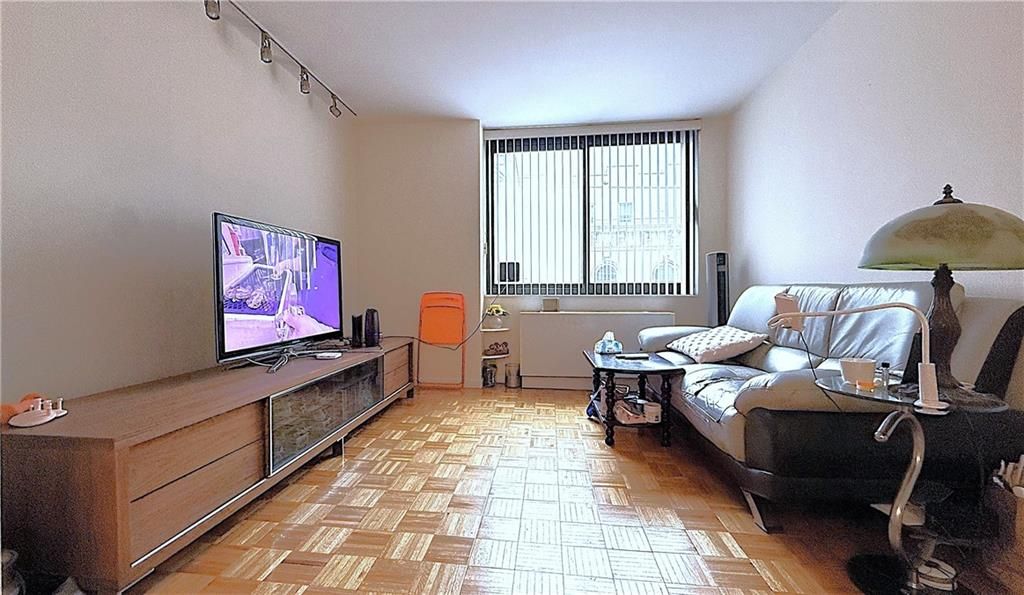 Photo of 376 Broadway #7C, New York, NY 10013 (MLS # 498243)