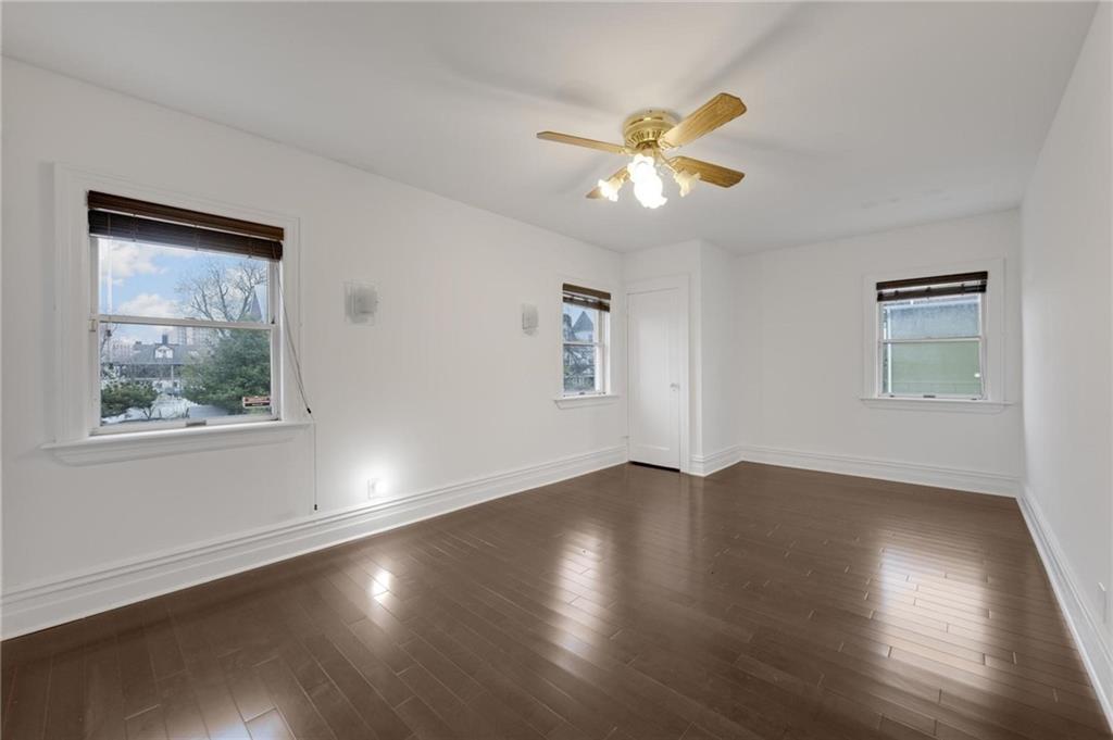 4834 Beach 48th Street, Brooklyn, New York image 17