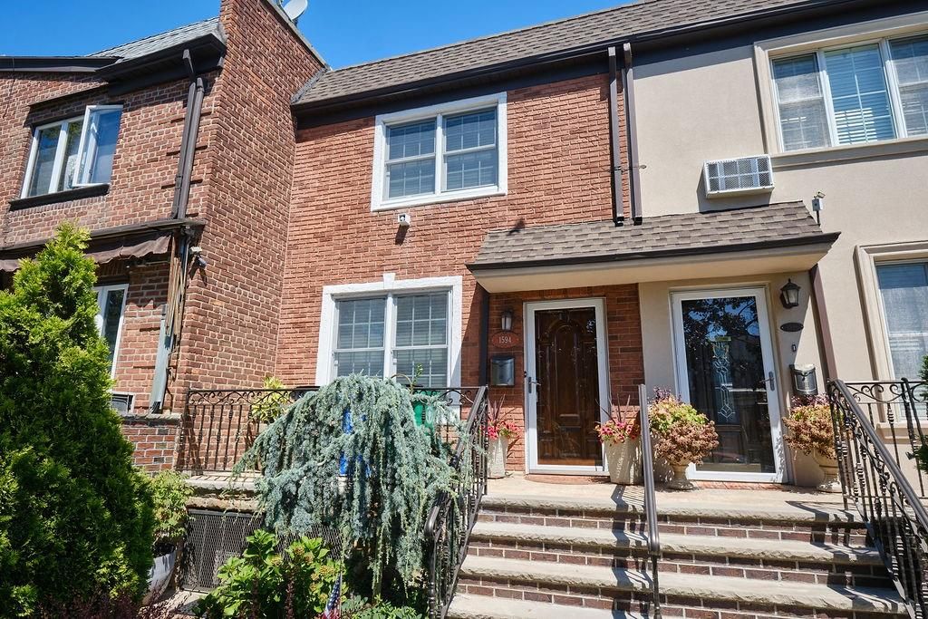 Photo of 1594 Independence Avenue, Brooklyn, NY 11228 (MLS # 495456)
